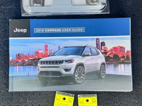 Used 2019 Jeep Compass Latitude AWD/4WD image 24