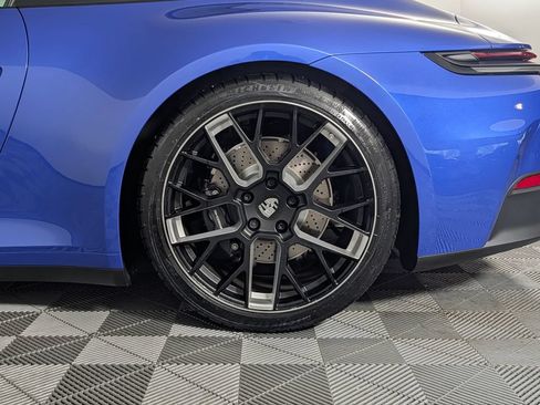 Used 2026 Porsche 911 Carrera T RWD image 12