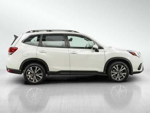Used 2023 Subaru Forester Limited AWD/4WD image 6