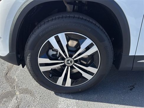 New 2026 Mercedes-Benz GLA 250 4MATIC image 9