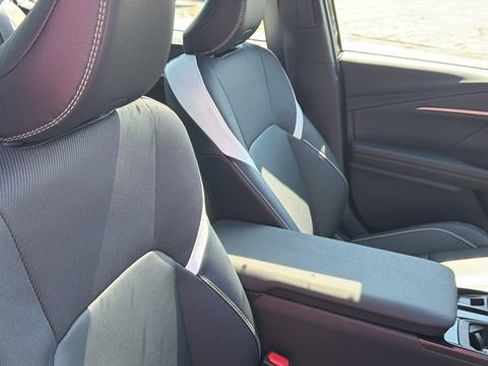 New 2026 Toyota Camry Hybrid FWD image 33