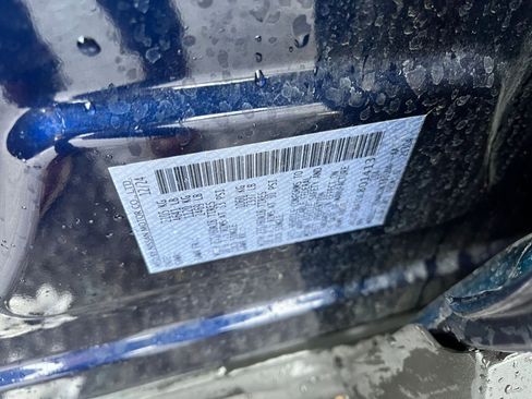 Used 2025 Nissan Rogue SV image 31