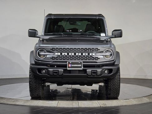 New 2025 Ford Bronco Badlands image 3