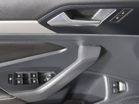 Used 2024 Volkswagen Jetta Sport FWD image 29