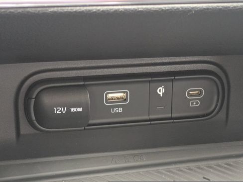 Used 2023 Kia Sportage EX FWD image 21