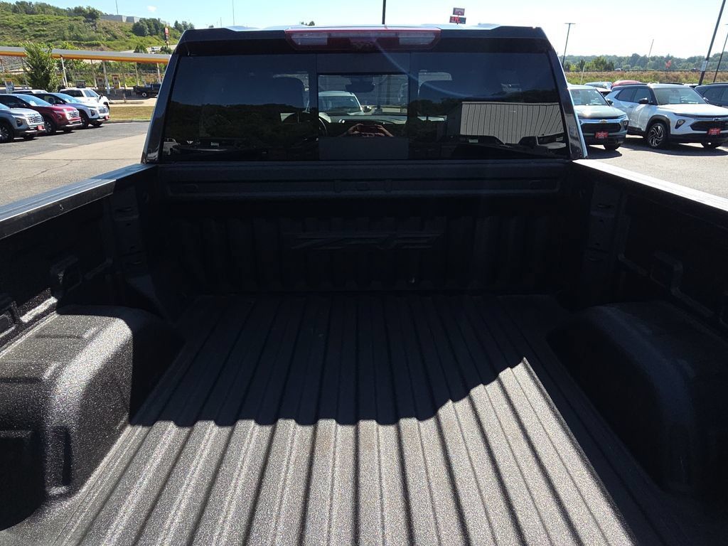 Used 2024 Chevrolet Silverado 1500 ZR2 w/ ZR2 Bison Edition AWD/4WD image 8