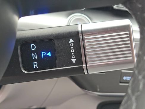 Used 2024 Hyundai Kona SEL FWD image 32