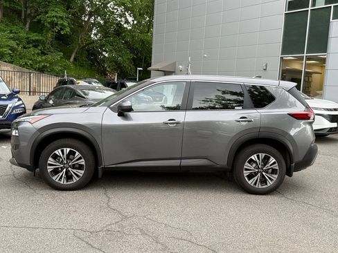 Used 2023 Nissan Rogue SV AWD/4WD image 3