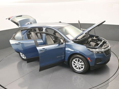 Used 2024 Chevrolet Equinox LS FWD image 64