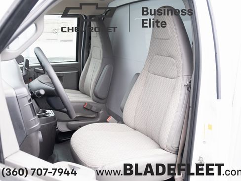 New 2024 Chevrolet Express 3500 w/ Power Convenience Package image 18