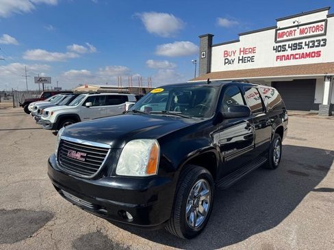 Used 2009 GMC Yukon XL SLT image 1