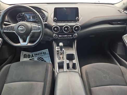 Certified 2021 Nissan Sentra SR FWD image 3