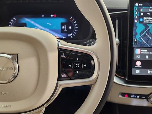 New 2026 Volvo XC90 B6 Ultra image 28