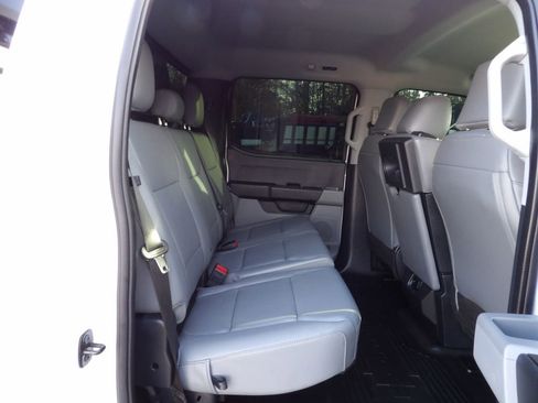 Used 2024 Ford F550 4x4 Crew Cab Super Duty image 39