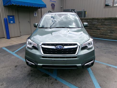 Used 2017 Subaru Forester 2.5i Touring image 2
