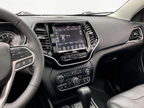 Used 2021 Jeep Cherokee Limited w/ Elite Package image 6