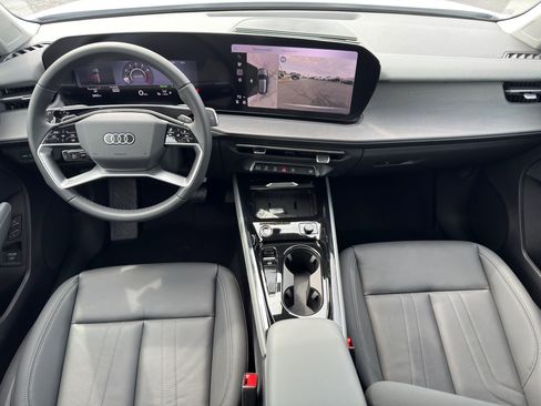 New 2026 Audi Q3 quattro 2.0T AWD/4WD image 23