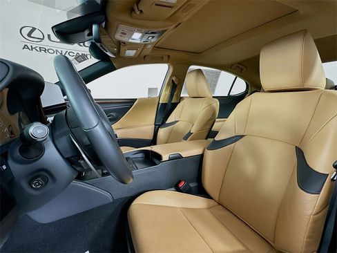 Used 2024 Lexus ES 350 w/ Premium Package image 24