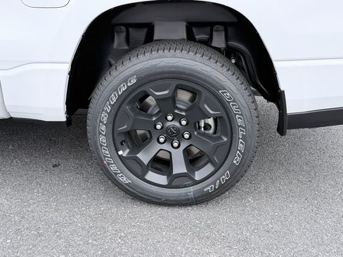 New 2026 RAM 1500 Big Horn w/ Night Edition AWD/4WD image 33
