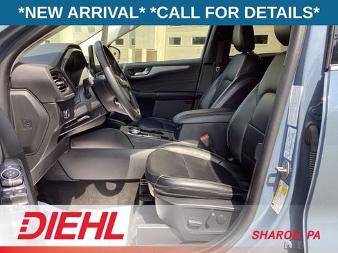 Used 2024 Ford Escape Platinum AWD/4WD image 22