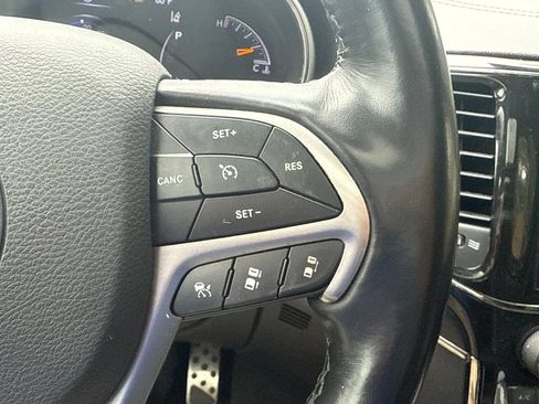 Used 2021 Jeep Grand Cherokee High Altitude AWD/4WD image 13