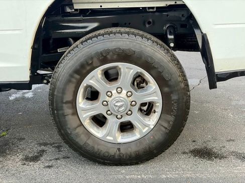 Used 2024 RAM 2500 Big Horn image 30