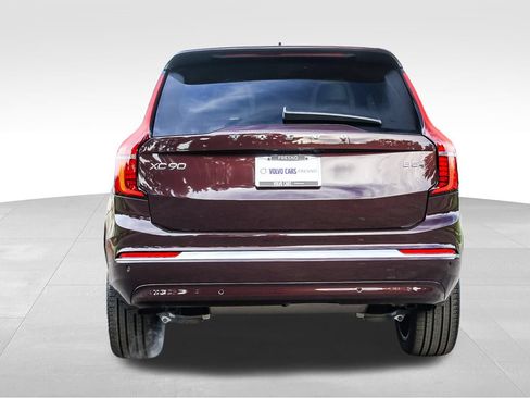 Used 2026 Volvo XC90 B5 Plus w/ Protection Package AWD/4WD image 6