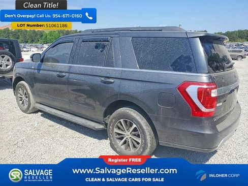 Used 2018 Ford Expedition XLT w/ Equipment Group 202A RWD image 3