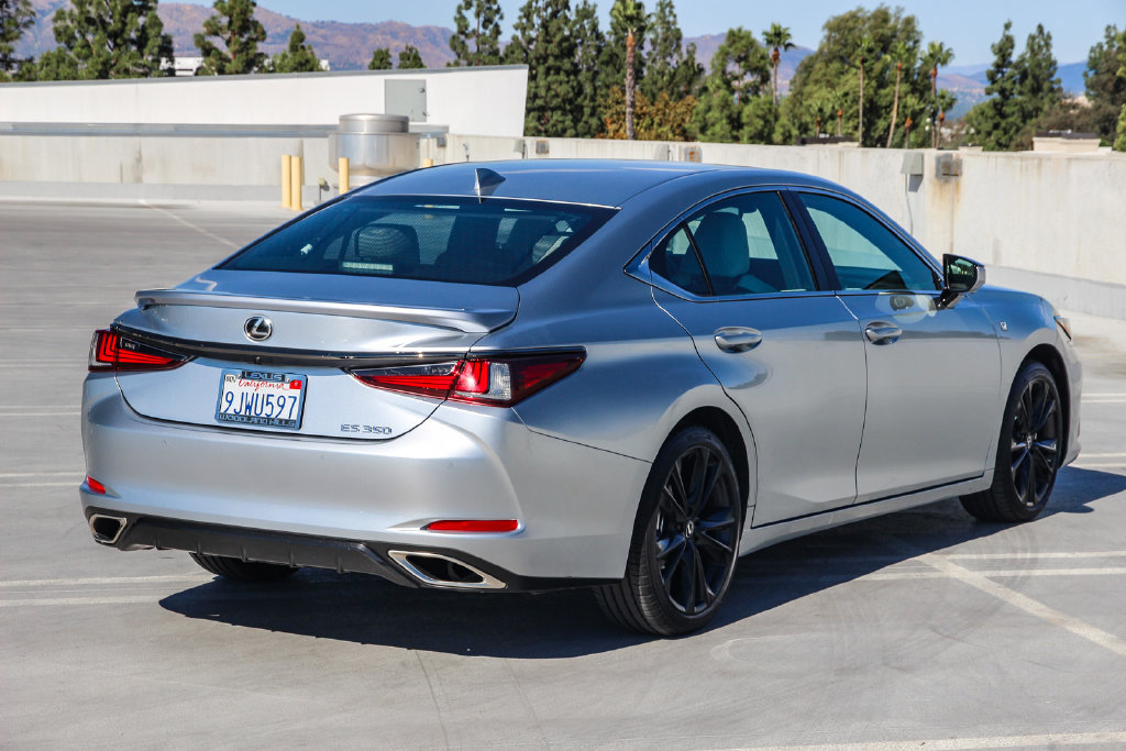 Certified 2024 Lexus ES 350 F Sport w/ Accessory Package (Z1) FWD image 5