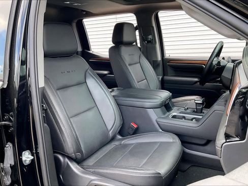 Used 2023 GMC Sierra 1500 Denali w/ Denali Reserve Package image 9