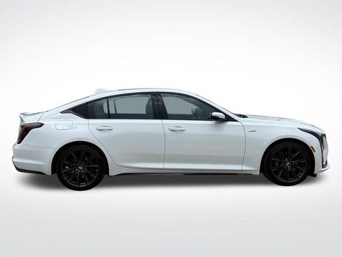 Used 2025 Cadillac CT5 V RWD image 2