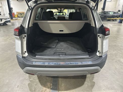 Used 2022 Nissan Rogue SV image 19