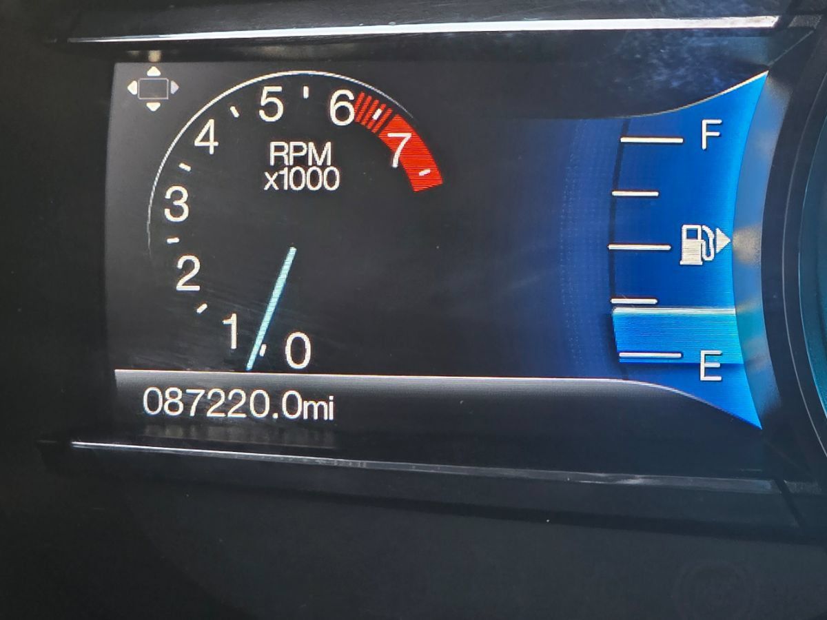 Used 2017 Ford Explorer Limited FWD image 5