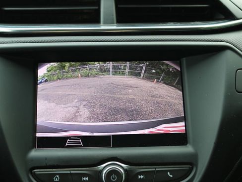 Used 2023 Chevrolet TrailBlazer LT image 22