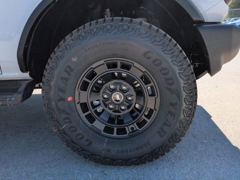 New 2026 Ford Bronco Outer Banks AWD/4WD image 10