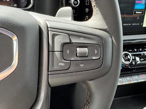 New 2026 GMC Sierra 1500 AT4 w/ AT4 Premium Package AWD/4WD image 17