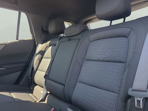 New 2026 Chevrolet Equinox LT w/ Safety and Technology Package FWD image 8