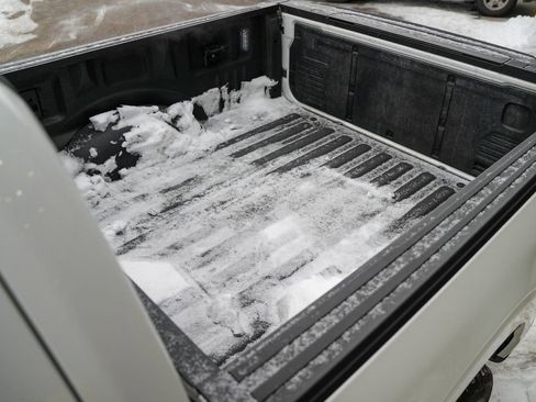 Used 2021 Ford F150 Lariat w/ Max Trailer Tow Package image 8