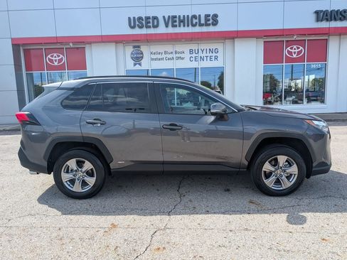 Certified 2025 Toyota RAV4 XLE AWD/4WD image 8