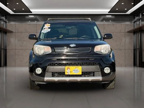 Used 2018 Kia Soul + FWD image 4