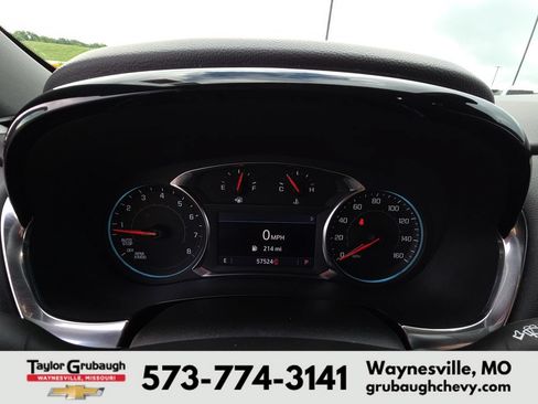 Used 2023 Chevrolet Traverse LT AWD/4WD image 16