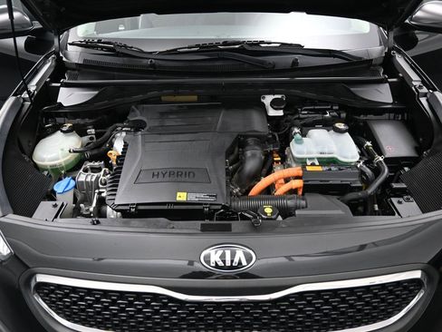 Used 2017 Kia Niro FE image 33