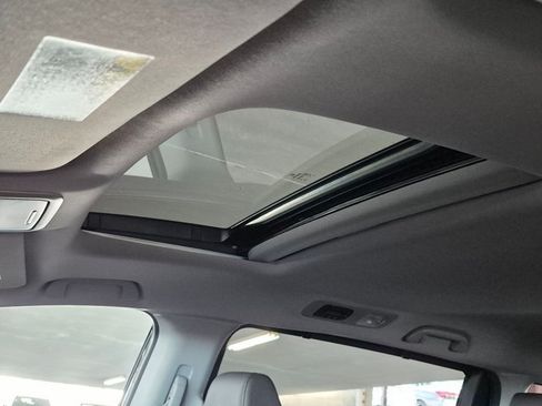 Used 2019 Honda Odyssey EX-L image 16