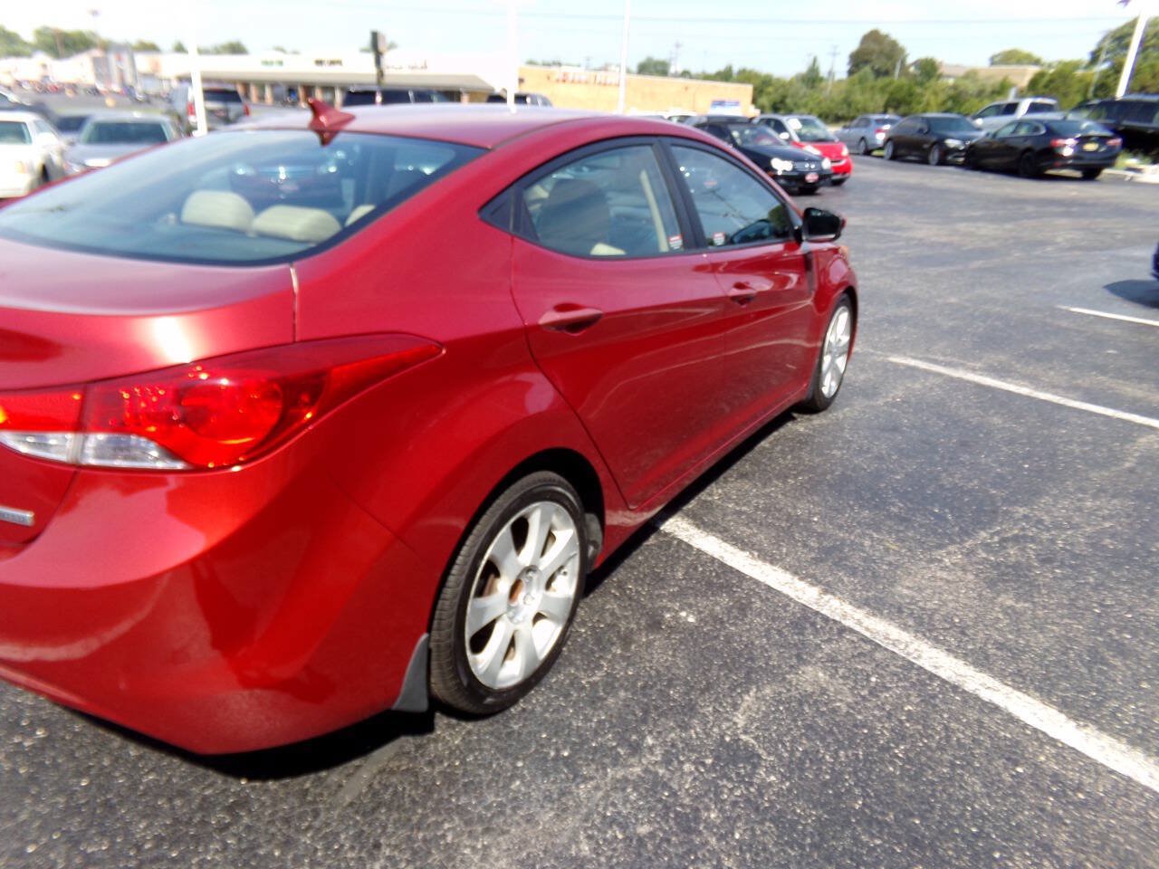 Used 2013 Hyundai Elantra Limited FWD image 38