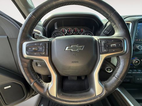 Used 2021 Chevrolet Silverado 1500 LT Trail Boss w/ Convenience Package II AWD/4WD image 12