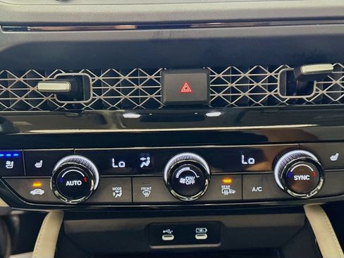 Used 2025 Honda Accord Touring image 21