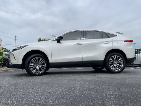 Used 2021 Toyota Venza Limited w/ Advanced Technology Package AWD/4WD image 5