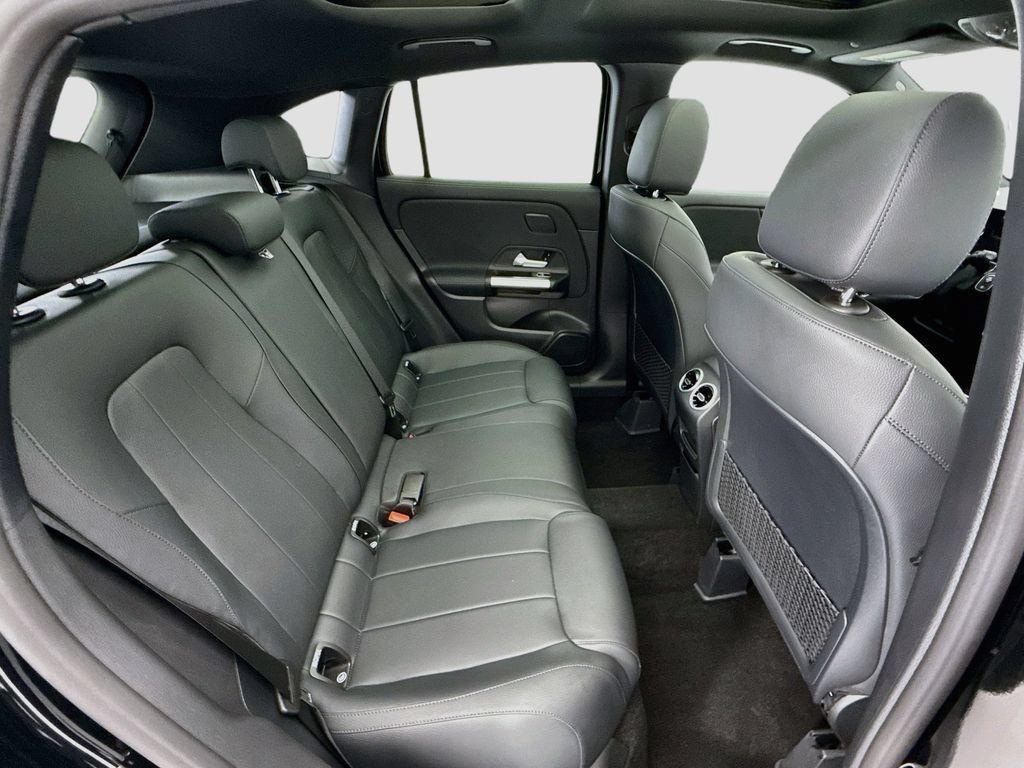 Used 2026 Mercedes-Benz GLA 250 image 20