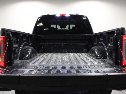 Used 2023 Ford F250 Lariat w/ Lariat Ultimate Package image 14