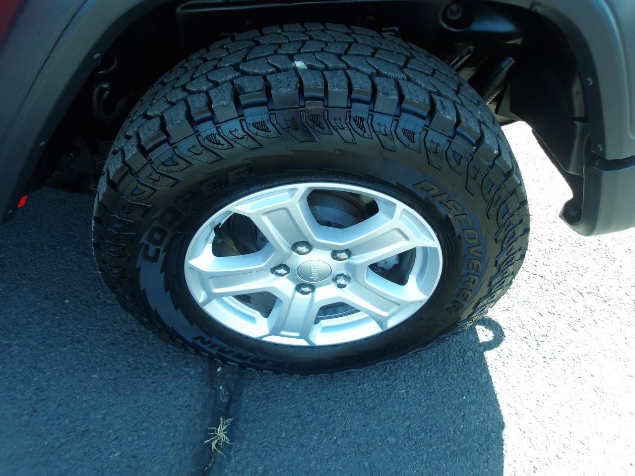 Used 2020 Jeep Wrangler Unlimited Sport S AWD/4WD image 25